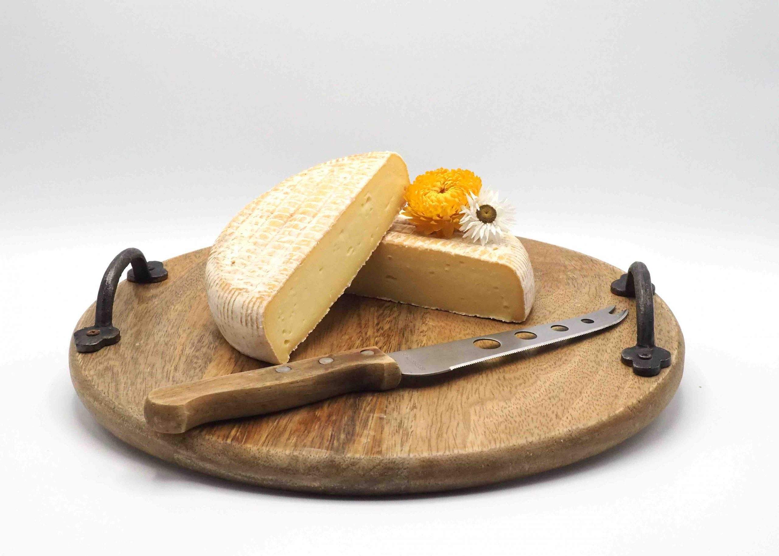 fromage-le-montrejeau-dominique-bouchait-mof Vente et livraison à domicile de Fromage sur toute la France par artisan Meilleur Ouvrier de France