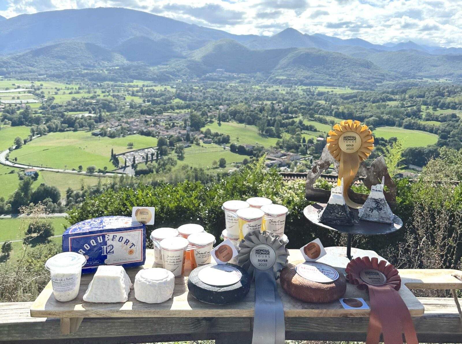 fromages-medailles-fromagers-du-mont-royal